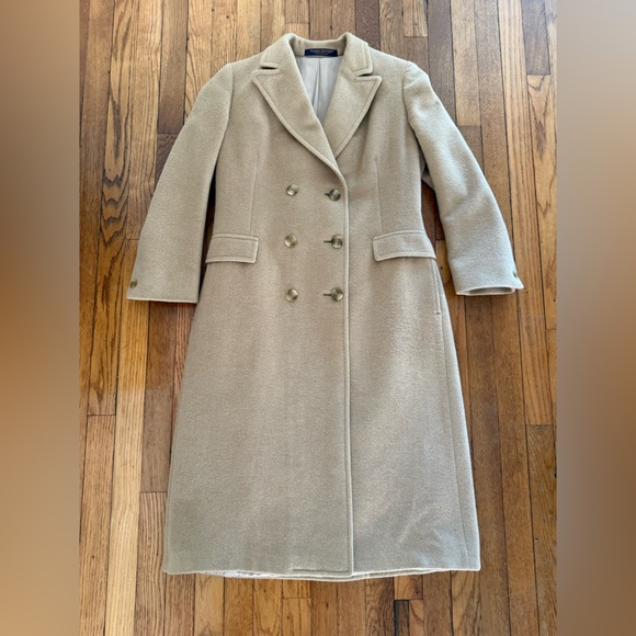 Brooks Brothers Jackets & Blazers - Vintage Brooks Brothers Women's Classic Tan Long trench Pea Coat Sz. Medium